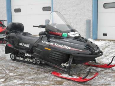 2000 Ski Doo Grand Touring Se