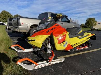 2015 Ski Doo Renegade X Rs Rotax 800r E Tec