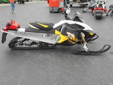 2011 Ski Doo Renegade Sp