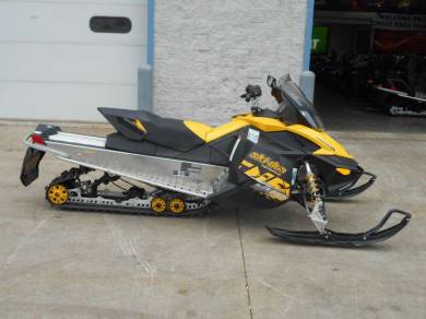 2010 Ski Doo Renegade Adrenaline 800r