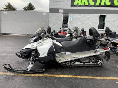 2016 Ski Doo Grand Touring Sport Rotax 600 Ace Ripsaw 1 25 Rev X