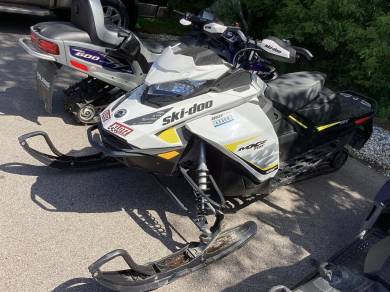 2017 Ski Doo Mxz Tnt Rotax 850 E Tec White Black Rev G4