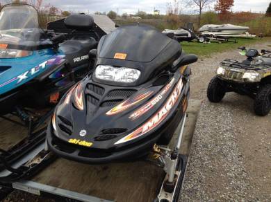 2002 Ski Doo Mach Z Sport 800 Triple