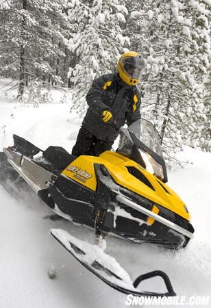 Snowmobile Pictures  Snowmobile Tundra 550f  Snowmobile Images