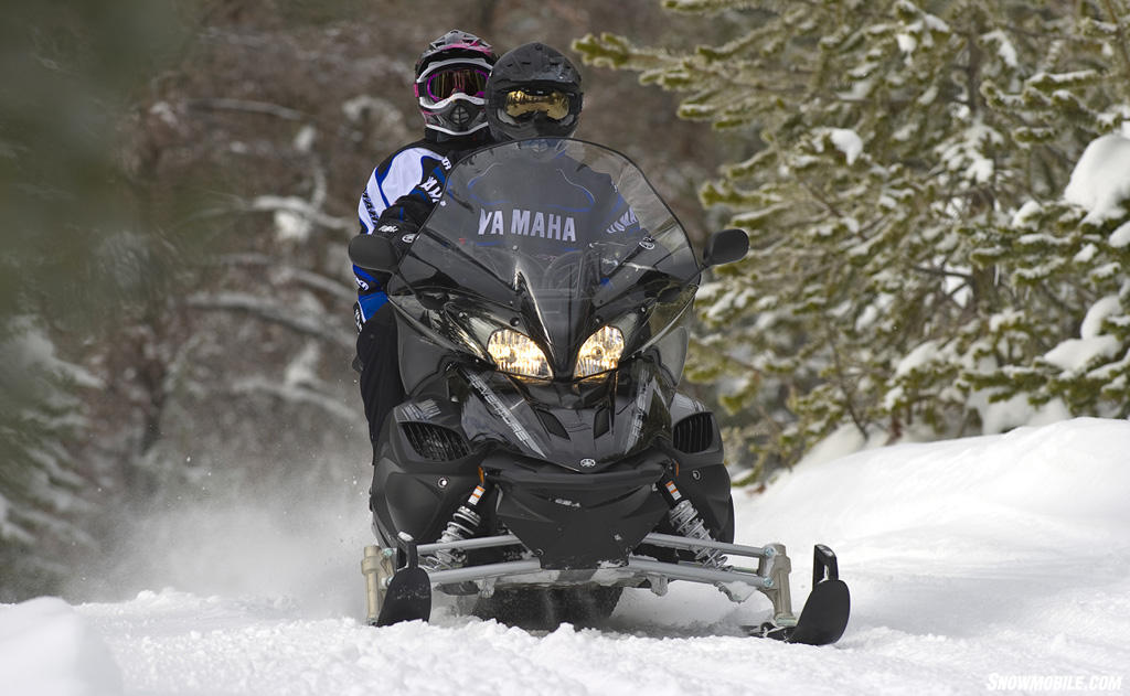 Yamaha Venture Snowmobile Yamaha Venture Snowmobile