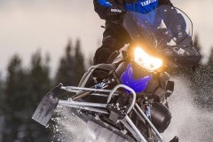 2017-Yamaha-Phazer-Jump