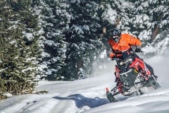 2017-Polaris-600-Rush-XCR-LE-Action-Front