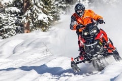 2017-Polaris-800-Rush-XCR-LE