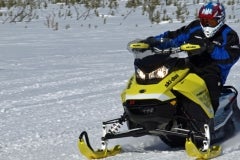 2017-Ski-Doo-MXZ-X-850-Action-Cornering