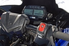 2017-Yamaha-Sidewinder-R-TX-Gauges