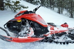 2019-Ski-Doo-Summit-X-1