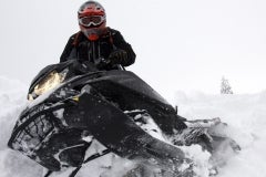 2019-Ski-Doo-Summit-X-4