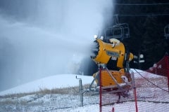 snowmaker-machine