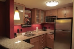 Residence-Inn-Gravenhurst-Kitchen