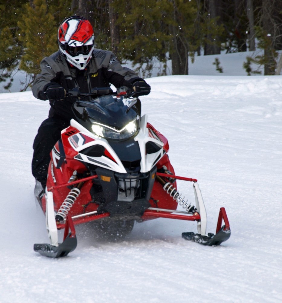 Note how the Sidewinder reacts from a standing start as weight shifts off the ski and transfers to the rear for improved grip. 