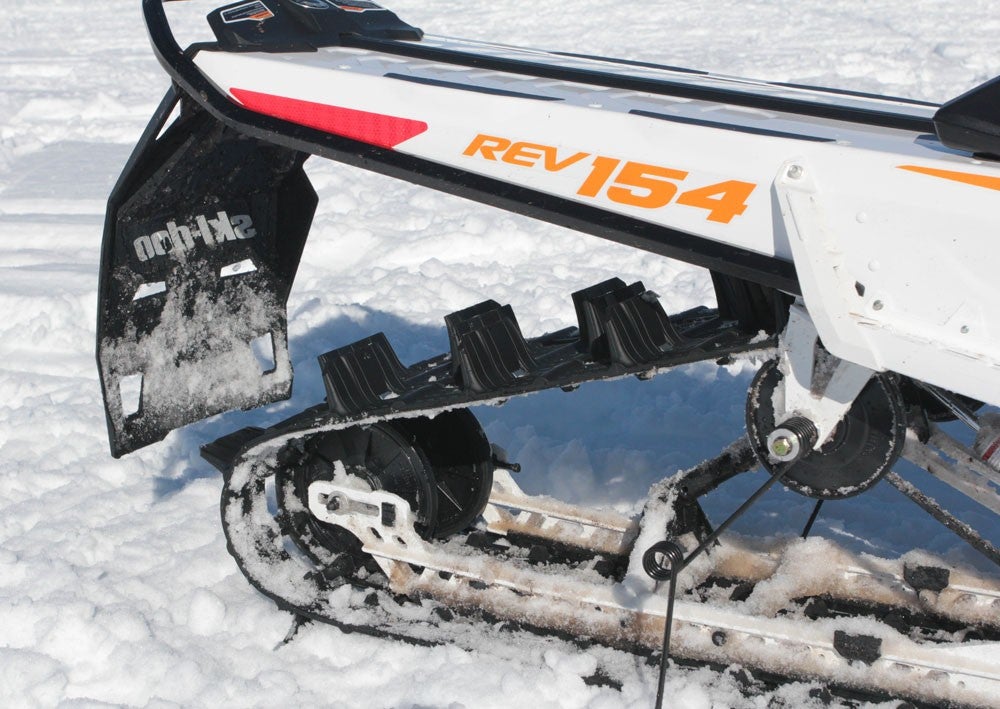 2017 Ski-Doo REV Summit X 850 Track