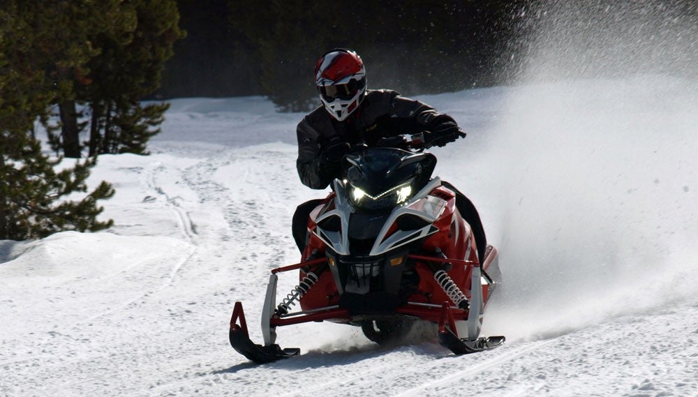 2017 Yamaha Sidewinder LTX Action Cornering
