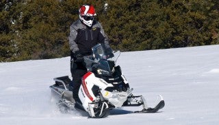 17 Polaris 600 Voyageur 144 Review Snowmobile Com