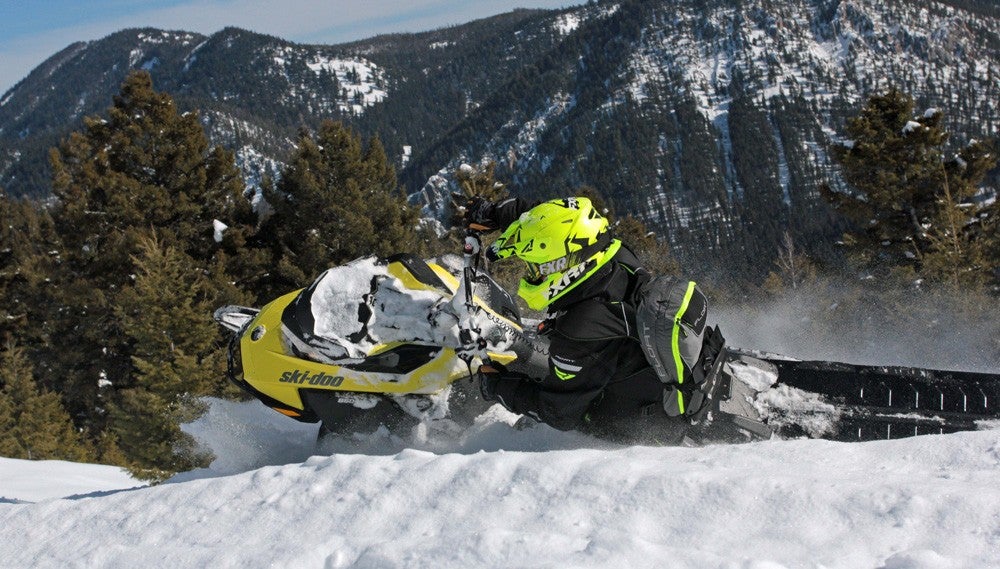 2017 Ski-Doo Summit SP 850 Rider Input