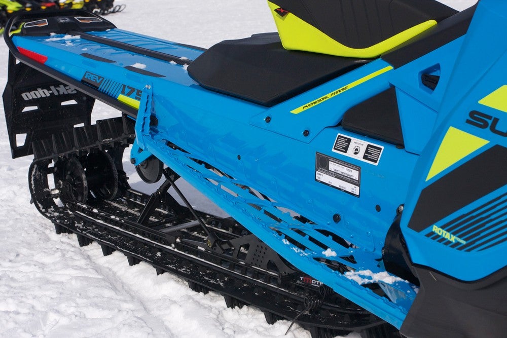 2018 Ski-Doo 850 Summit X 175 Runningboards