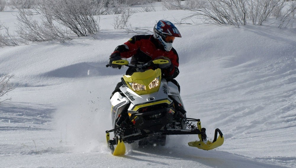 2018 Ski-Doo MXZ X-RS 850 Action Cornering