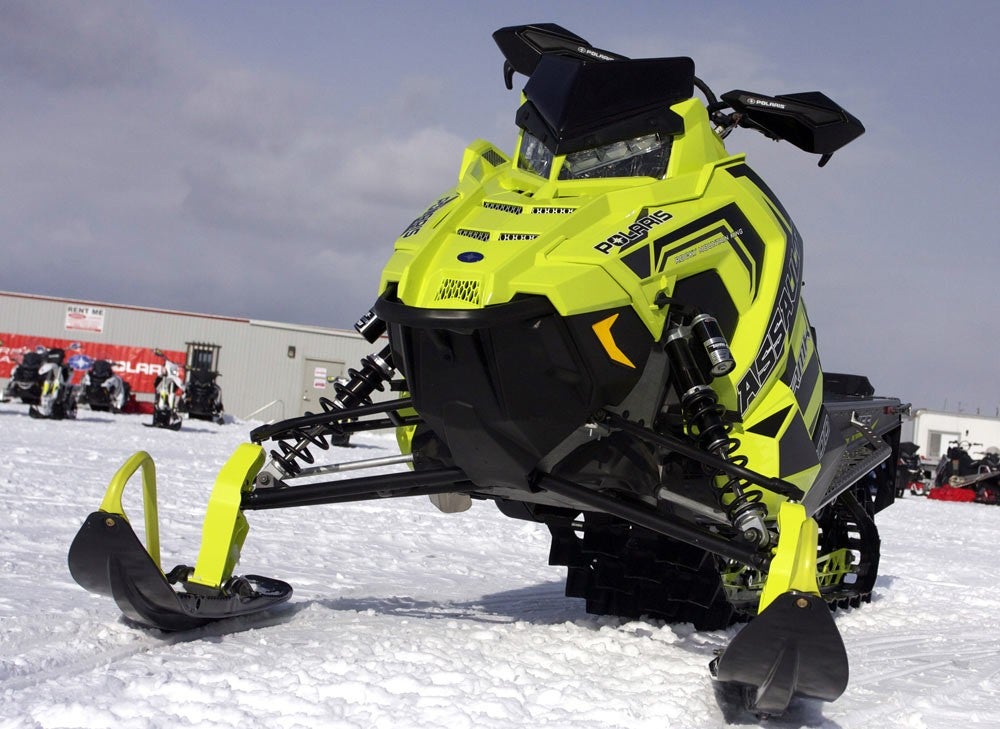 2018 Polaris 800 RMK Assault 155 Front