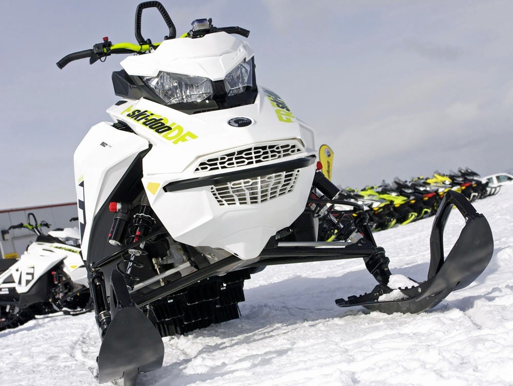 2018 Ski-Doo Freeride 146 Front