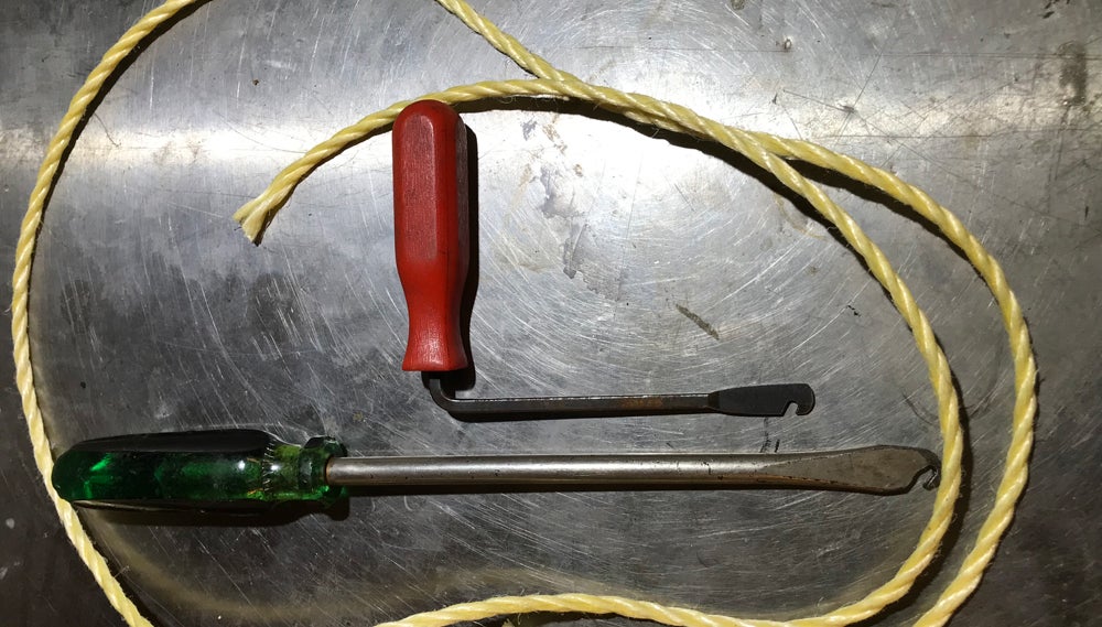 Tips & Tricks Exhaust Spring Tool + Video