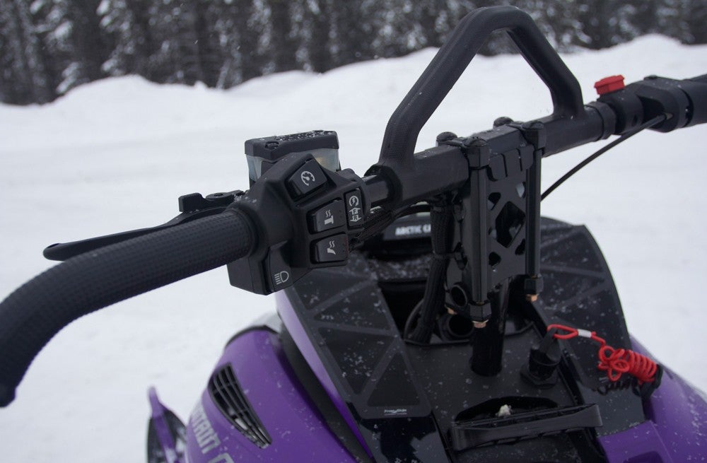 2019 Arctic Cat M8000 Mountain Cat Handlebar