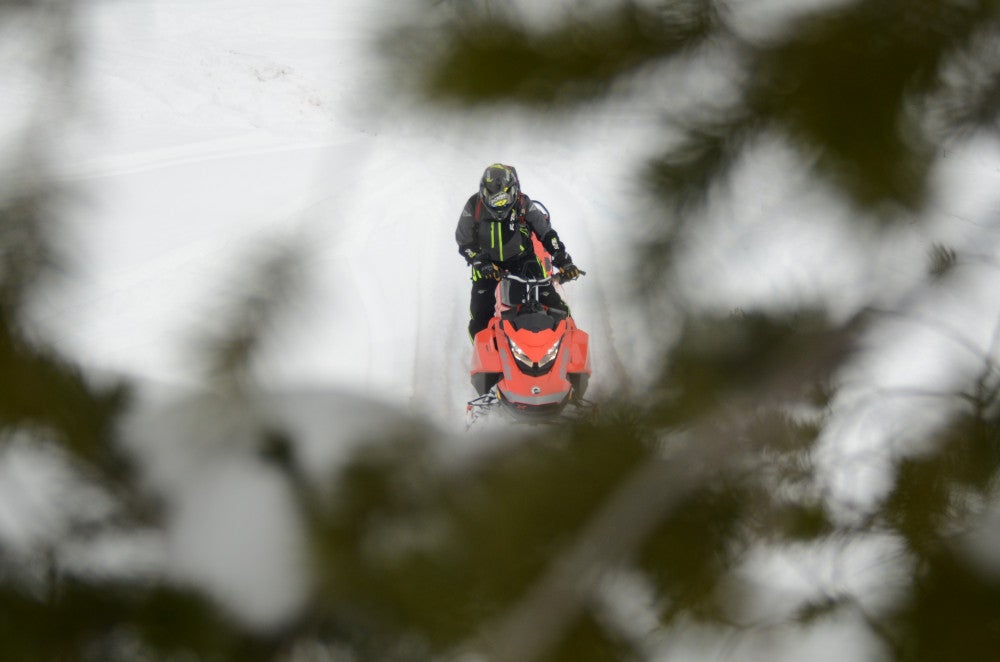 2019 Ski-Doo Summit X 165 1