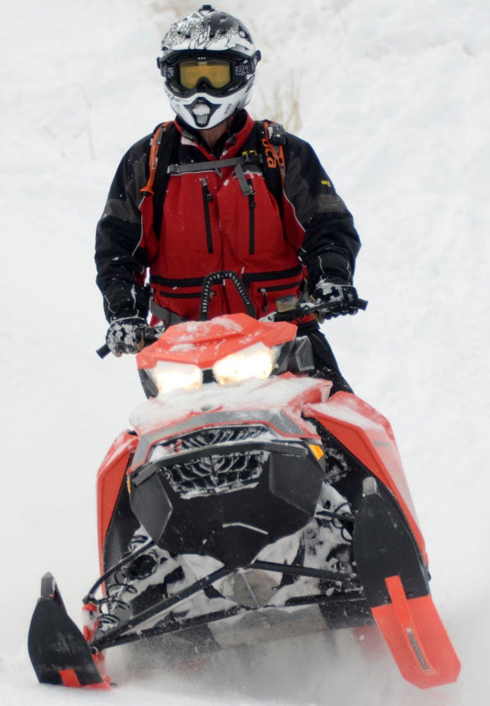 2019 Ski-Doo Summit X 165 4