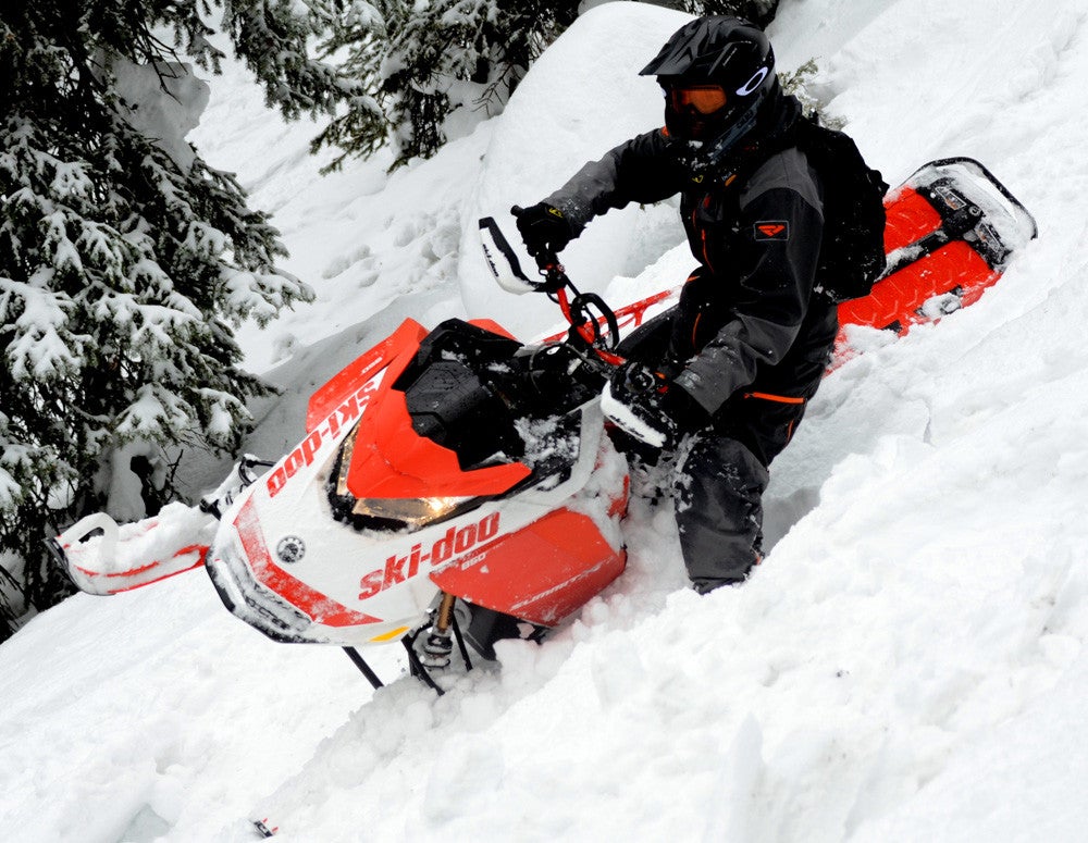 2020 Ski-Doo Summit X Expert Action 7