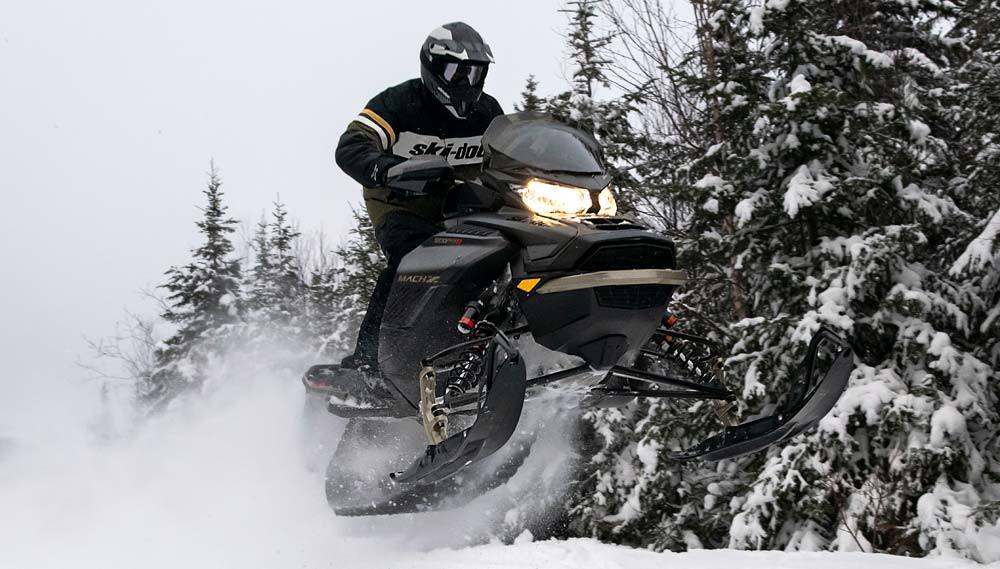 2022 Ski-Doo Mach Z Air