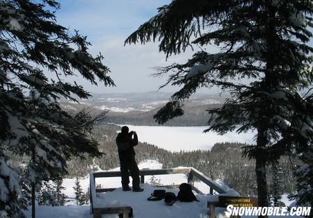 A great view from this observation point by the trail between Saint-Zénon and Saint-Côme.