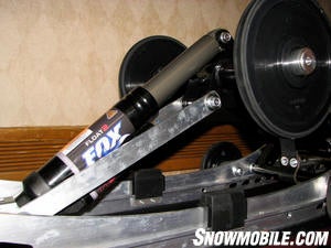 Fox Air Float shocks control the MTX SE suspension action.