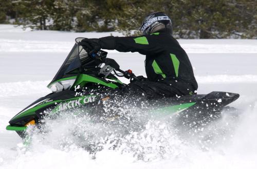 2013 Arctic Cat F1100 LXR Action Turning