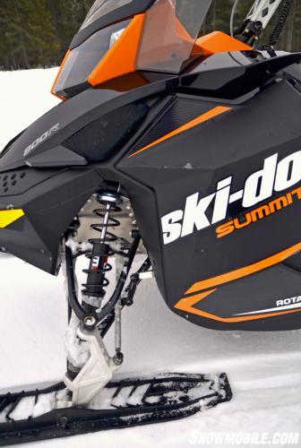 2014 Ski-Doo Summit Sport 800R Front