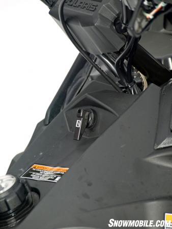 The 550’s flip lever choke is a giveaway to which engine lies under the Indy hood and seems a bit “retro” in this age of EFI and direct injection engines.