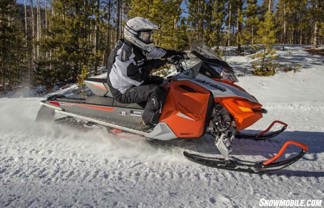 2015 Ski-Doo Renegade Sport 600 ACE Action