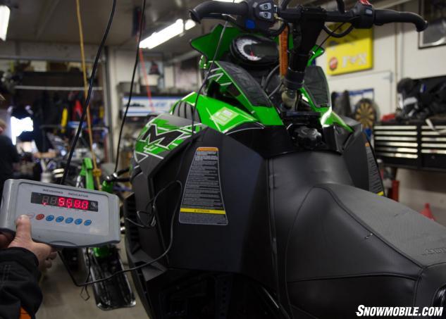Arctic Cat M8000 coming in at 554 pounds fully wet. 2015 Arctic Cat M8000 Weight