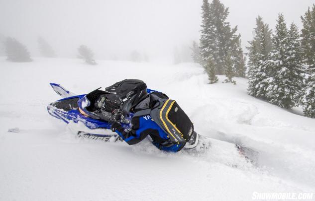 2016 Yamaha Viper M-TX LE Action Deep Powder