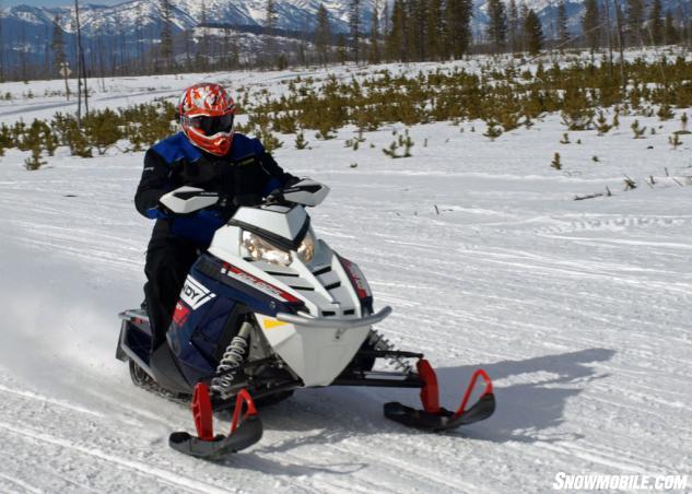 16 Polaris 600 Indy Sp Review Snowmobile Com