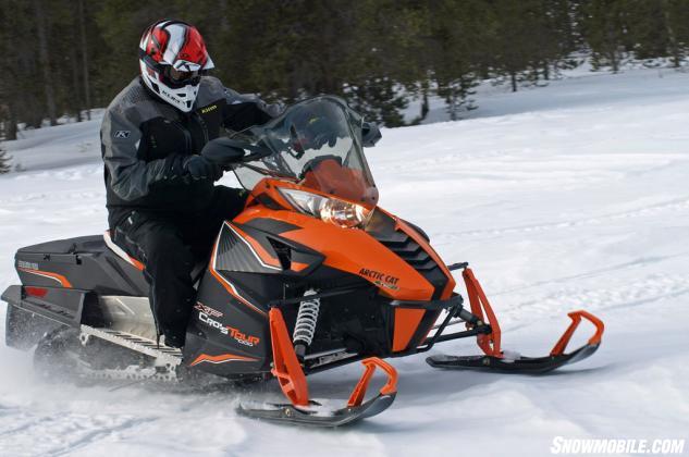 2016 Arctic Cat CrossTour Action Left