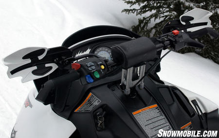 The Dragon SP features a 5.25-inch riser and hooked handlebar ends.
