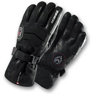 Fingertips stay warm in Zanier’s processor-controlled heated gloves.